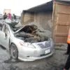 One Man Kpai, Wife Wunjure As Truck Crush Dia Car For Lagos