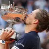 Afta Four Hours, Zverev Colobi First Grand Slam Trophy