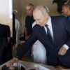 Japan PM Reject Putin Visit To Disputed Kuril Islands